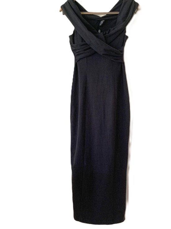 Boutique Europa Dresses & Skirts - Boutique Europa Black Maxi Dress | Sleeveless Crisscross Bodice | Size 4